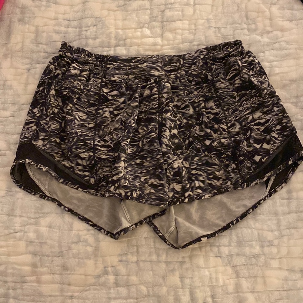 Lululemon black and white patterned shorts, size 8